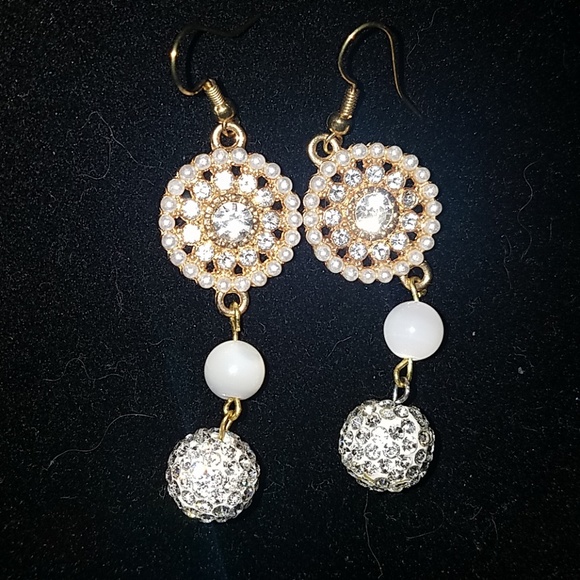 ❤️SOLD💕Pearl Crystal Disc Disco Ball Earrings - Picture 2 of 6